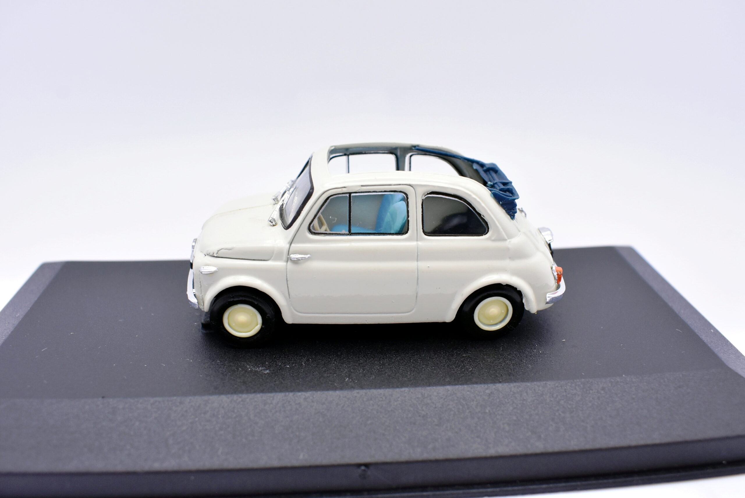 Modellino Auto Scala 1:43 Fiat 500 F 1957 Brumm diecast modellismo statico - immagine 3