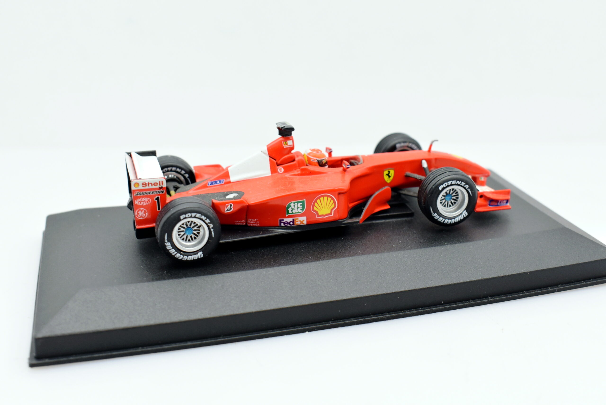 Modellino auto scala 1:43 FORMULA 1 Ferrari F2001 GA Hot Wheels diecast modellismo - immagine 4
