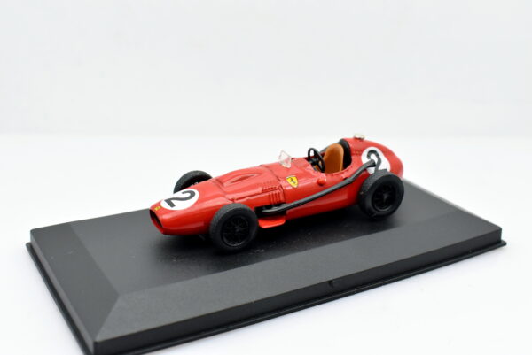 Modellino auto scala 1:43 FORMULA 1 Ferrari D246 Brumm diecast modellismo - immagine 3
