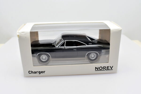 Modellino auto scala 1:43 Dodge Charger Norev diecast modellismo da collezione - immagine 2