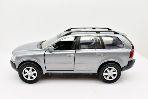 Modellino auto scala 1:32 Volvo C90 diecast modellismo da collezione - immagine 5