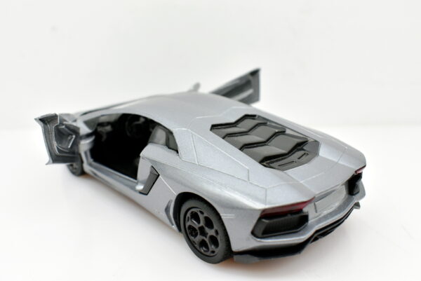Modellino auto scala 1:32 Lamborghini Aventador LP700-4 diecast modellismo da collezione - immagine 4