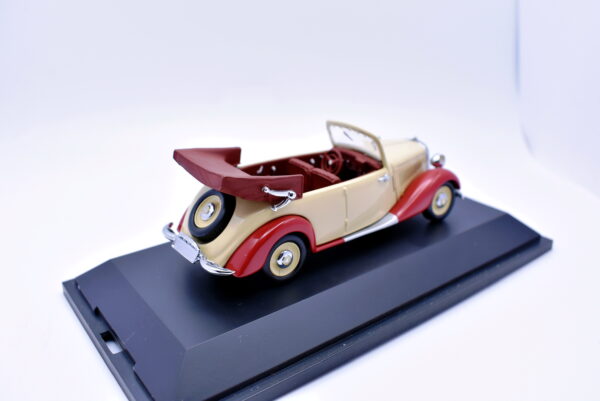Modellino Auto Scala 1:43 Mercedes Benz 170 V Cabrio Schuco modellismo statico - immagine 4