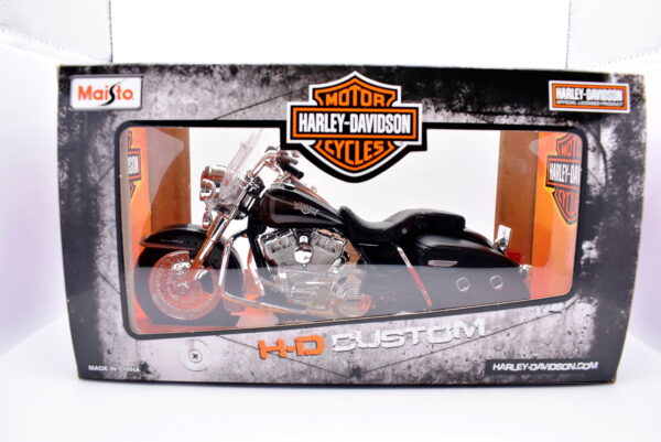 modellini moto scala HARLEY DAVIDSON FLHRC ROAD KING scala 1:12 - immagine 2