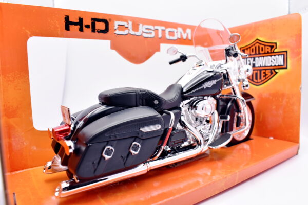 modellini moto scala HARLEY DAVIDSON FLHRC ROAD KING scala 1:12 - immagine 5
