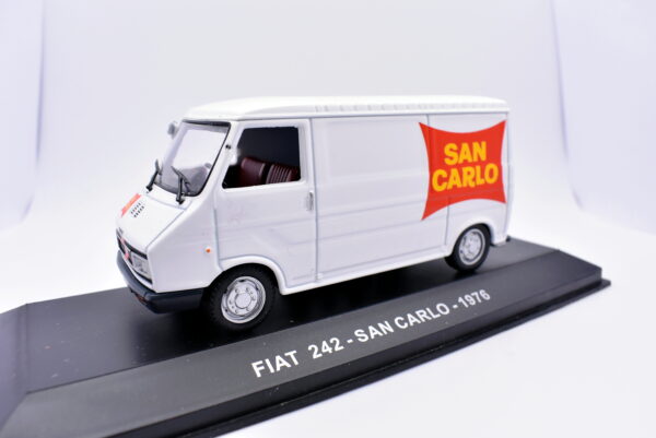 Modellino furgone scala 1:43 FIAT 242 SAN CARLO diecast modellismo statico