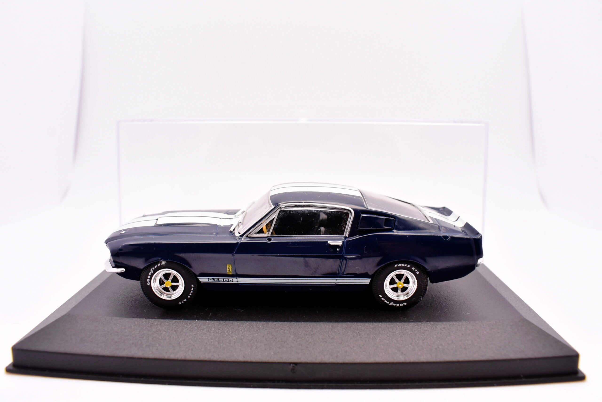 Modellino Auto Scala 1:43 Shelby GT500 diecast modellismo statico - immagine 2