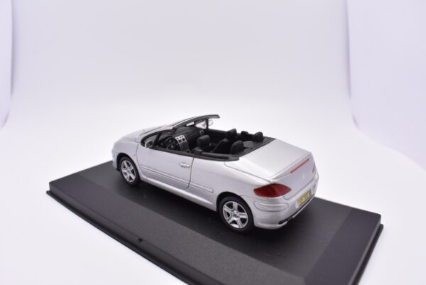 Modellino Auto Scala 1:43 Peugeot 307 CC diecast modellismo statico - immagine 3