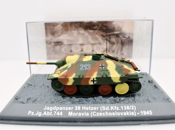 Modellini carri armati tank Jagdpanzer 38 veicoli militari da combattimento collezione