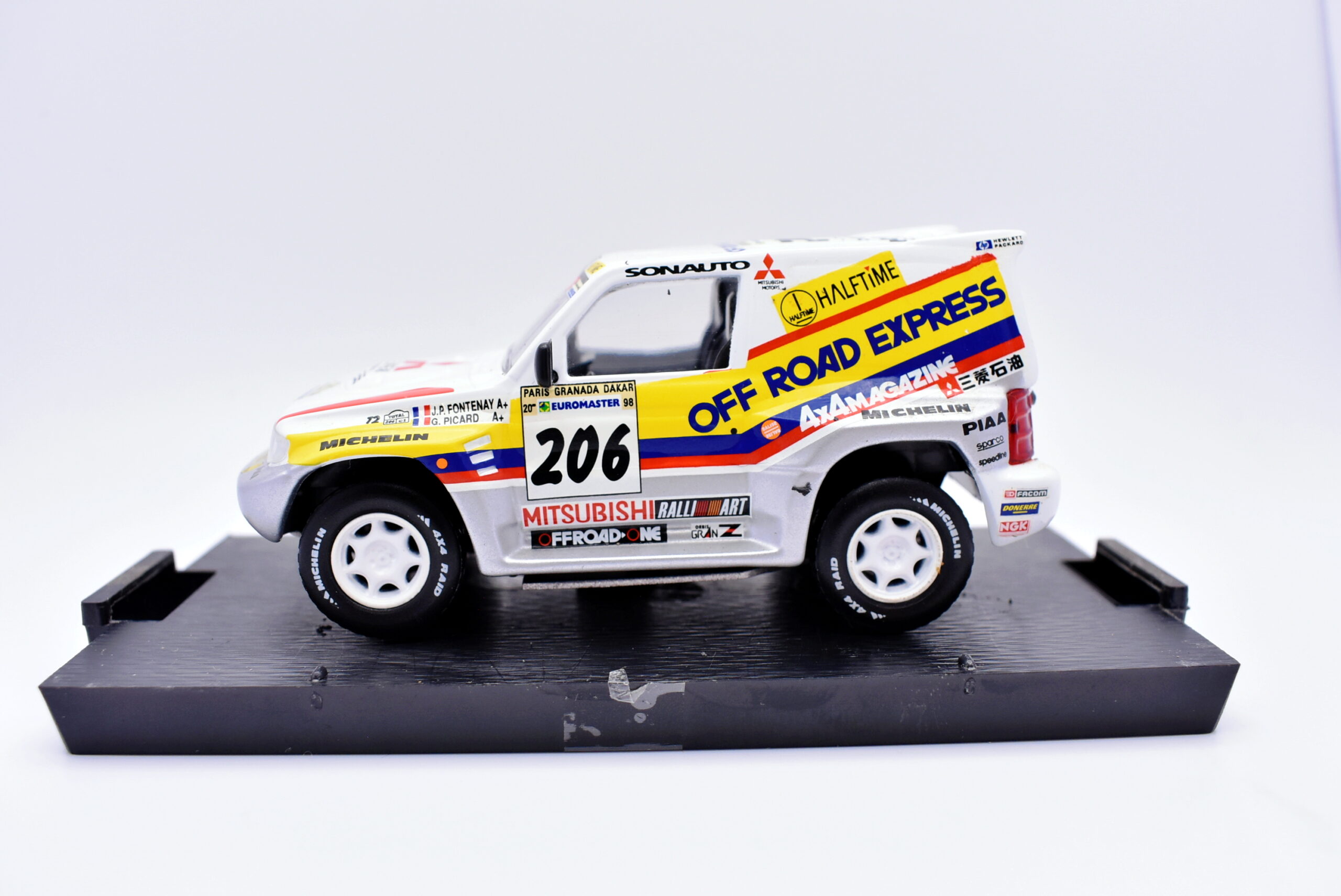 Modellino auto rally scala 1:43 Mitsubishi 4X4 diecast modellismo statico - immagine 3