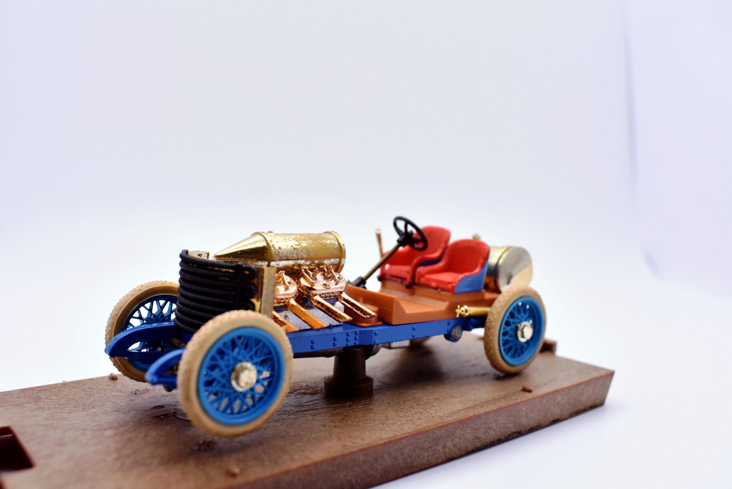 Modellino auto scala 1:43 Darracq V8 Brumm diecast modellismo statico