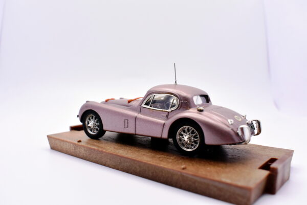 Modellino auto scala 1:43 Jaguar XK 120 Brumm diecast modellismo statico - immagine 5