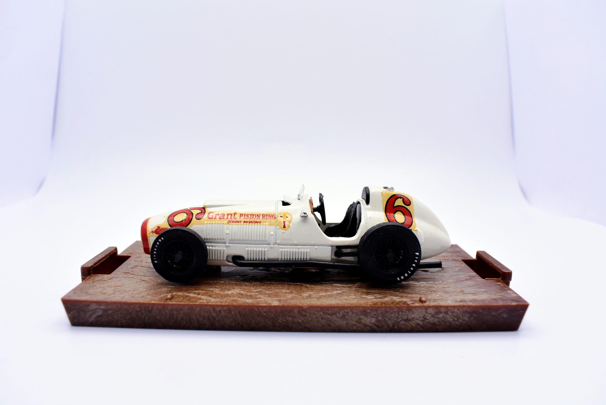 Modellino auto formula 1 f1 scala 1:43 Ferrari 375 Brumm diecast modellismo - immagine 3