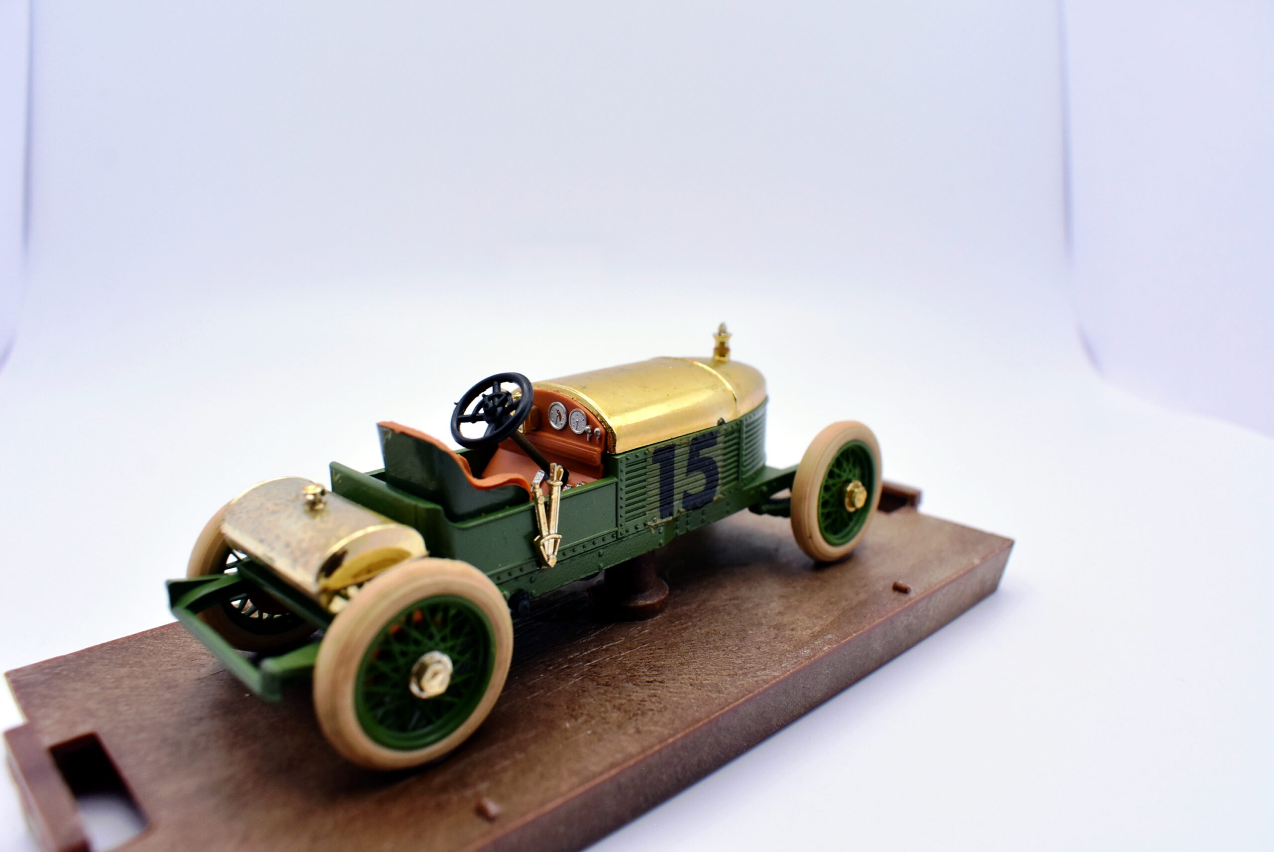 Modellino auto scala 1:43 Mapier 6 Brumm diecast modellismo statico