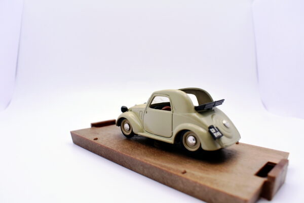 Modellino auto scala 1:43 Fiat 500 prima serie Brumm diecast modellismo statico - immagine 3