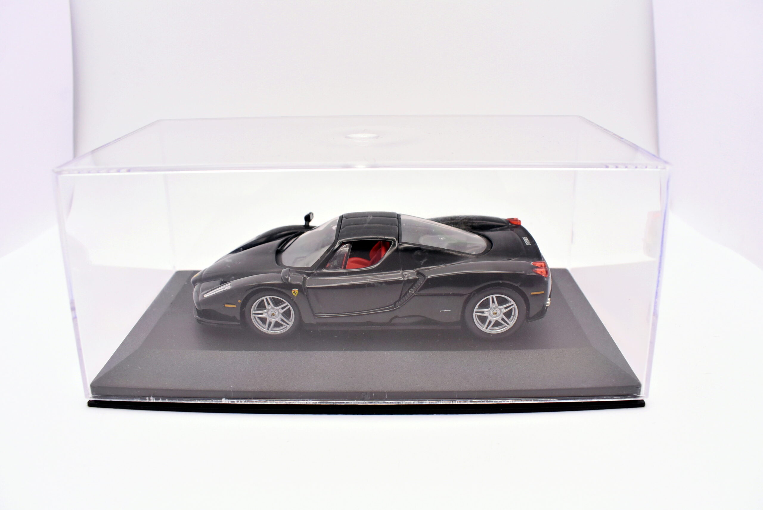 Modellino auto scala 1:43 Ferrari Enzo IXO diecast modellismo da collezione - immagine 5