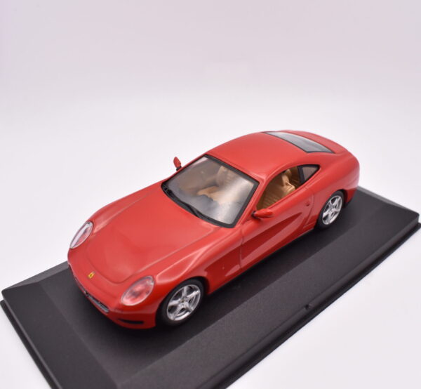 Modellino auto scala 1:43 Ferrari 612 Scaglietti IXO diecast modellismo da collezione