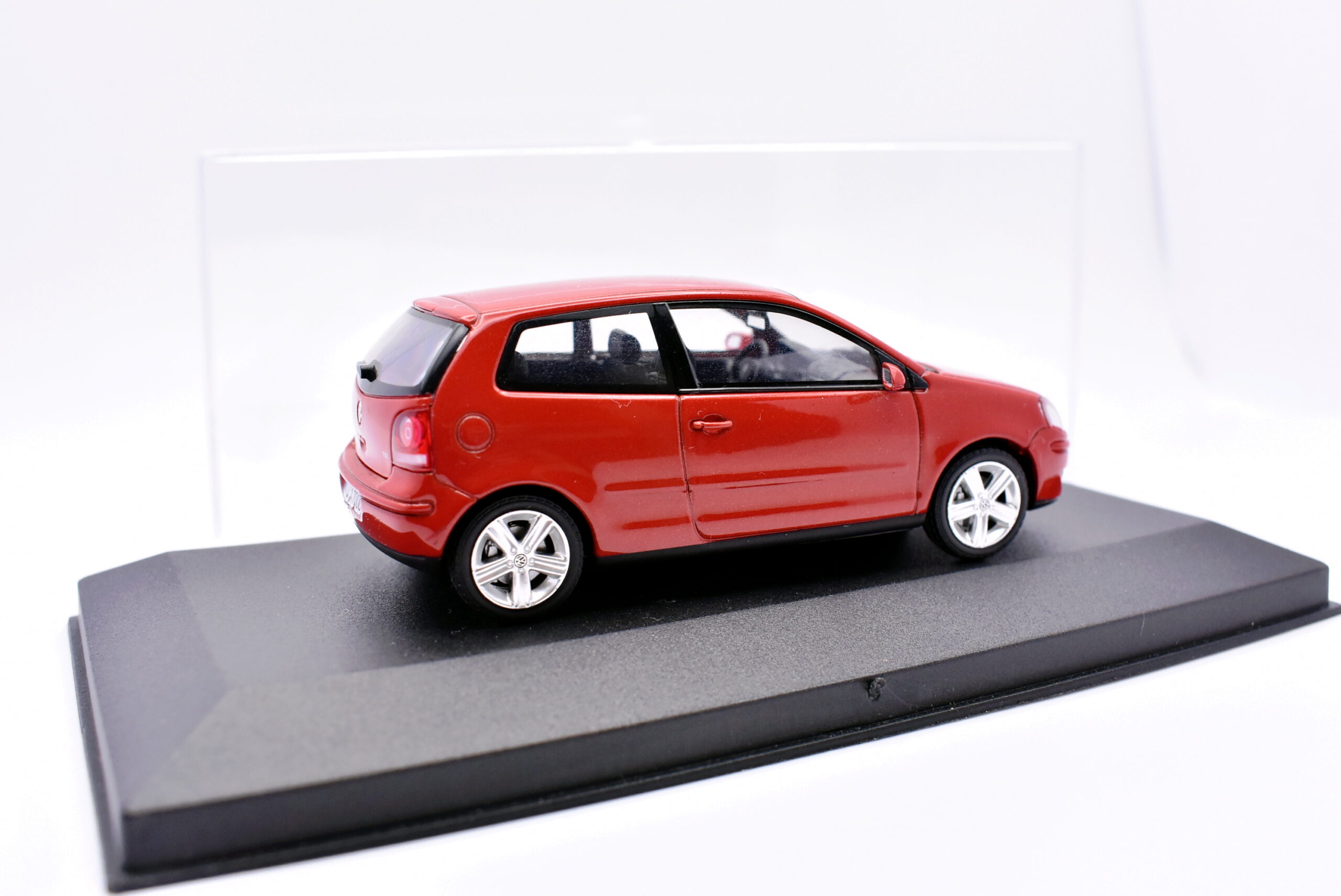 Modellino Auto Scala 1:43 Volkswagen Polo Minichamps modellismo statico - immagine 4