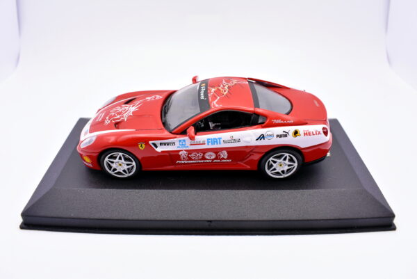 Modellino auto scala 1:43 Ferrari 599 GTB Fiorano IXO diecast modellismo da collezione - immagine 2