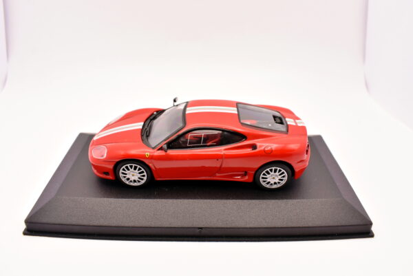 Modellino auto scala 1:43 Ferrari Challenge Stradale IXO diecast modellismo da collezione - immagine 2