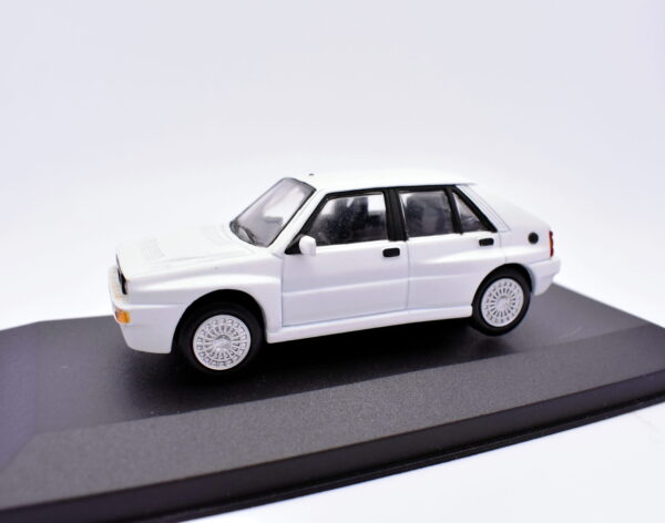 Modellino auto scala 1:43 Lancia Delta HF Integrale diecast modellismo statico