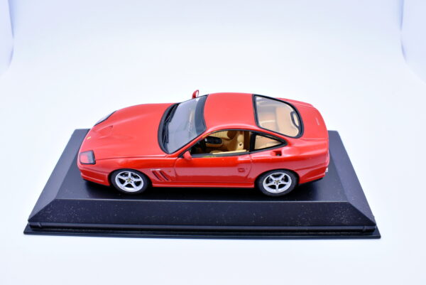 Modellino auto scala 1:43 Ferrari 550 Minichamps diecast modellismo da collezione - immagine 2
