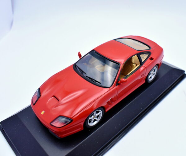 Modellino auto scala 1:43 Ferrari 550 Minichamps diecast modellismo da collezione