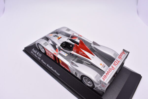 Modellino auto Audi R10 Minichamps racing collection 1:43 diecast modellismo - immagine 3
