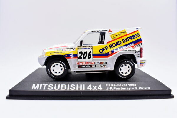Modellino auto rally scala 1:43 Mitsubishi 4X4 IXO diecast modellismo statico - immagine 3