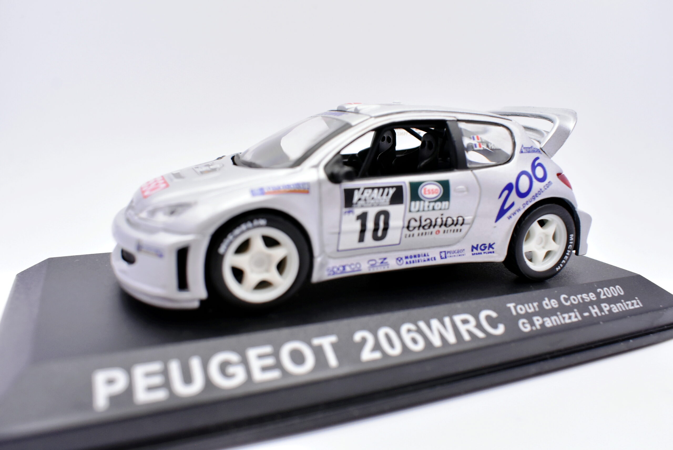Modellino auto rally scala 1:43 Peugeot 206 WRC IXO diecast modellismo statico - immagine 4