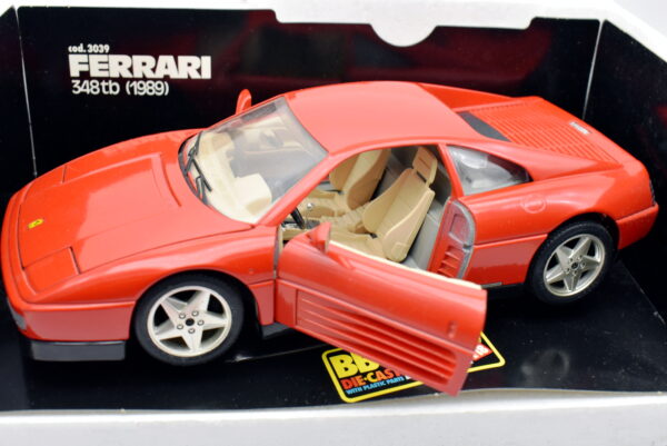 Modellino auto scala 1:18 Ferrari 347 TB Burago diecast modellismo statico