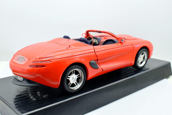 Modellino auto scala 1:18 MUSTANG MACH III diecast modellismo statico - immagine 6