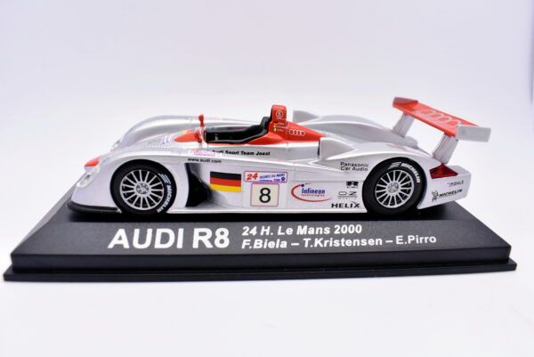 Modellino auto Audi R8 IXO racing collection 1:43 diecast modellismo - immagine 3