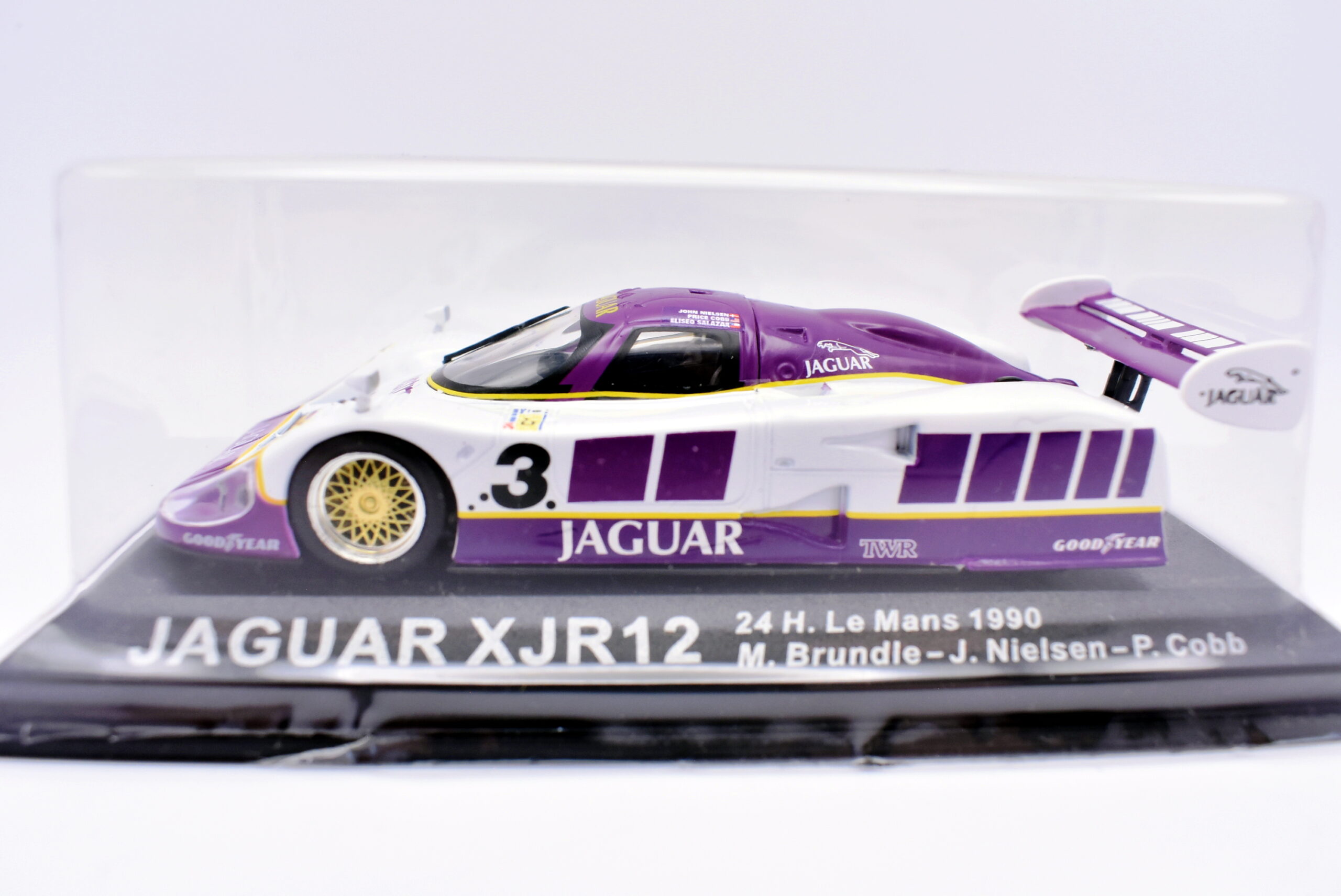 Modellino auto Jaguar XJR12 IXO racing collection 1:43 diecast modellismo - immagine 2