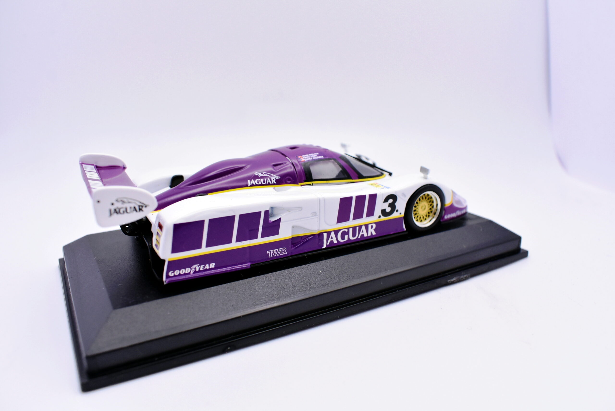 Modellino auto Jaguar XJR12 IXO racing collection 1:43 diecast modellismo - immagine 4