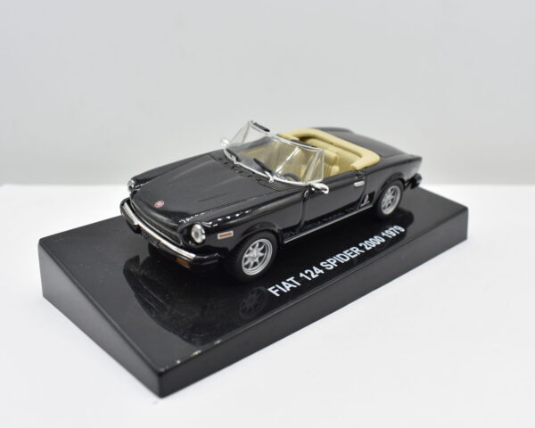 Modellino auto scala 1:43 FIAT 124 SPORT SPIDER diecast collezione modellismo