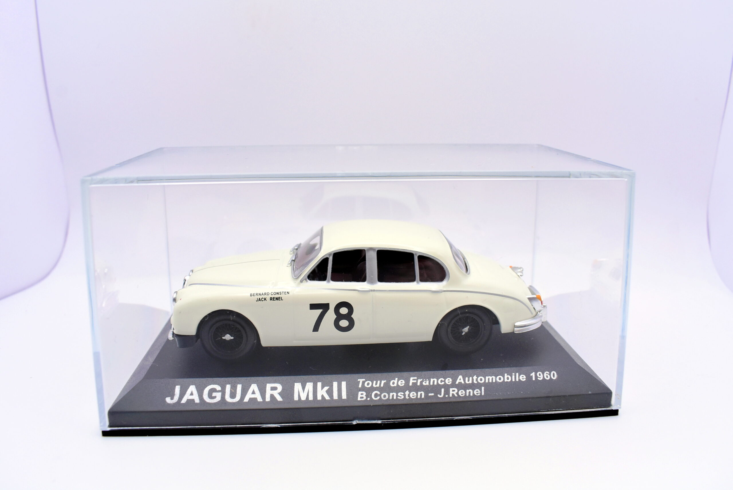 Modellino auto rally scala 1:43 Jaguar MkII diecast modellismo statico - immagine 5