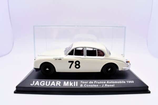 Modellino auto rally scala 1:43 Jaguar MkII diecast modellismo statico