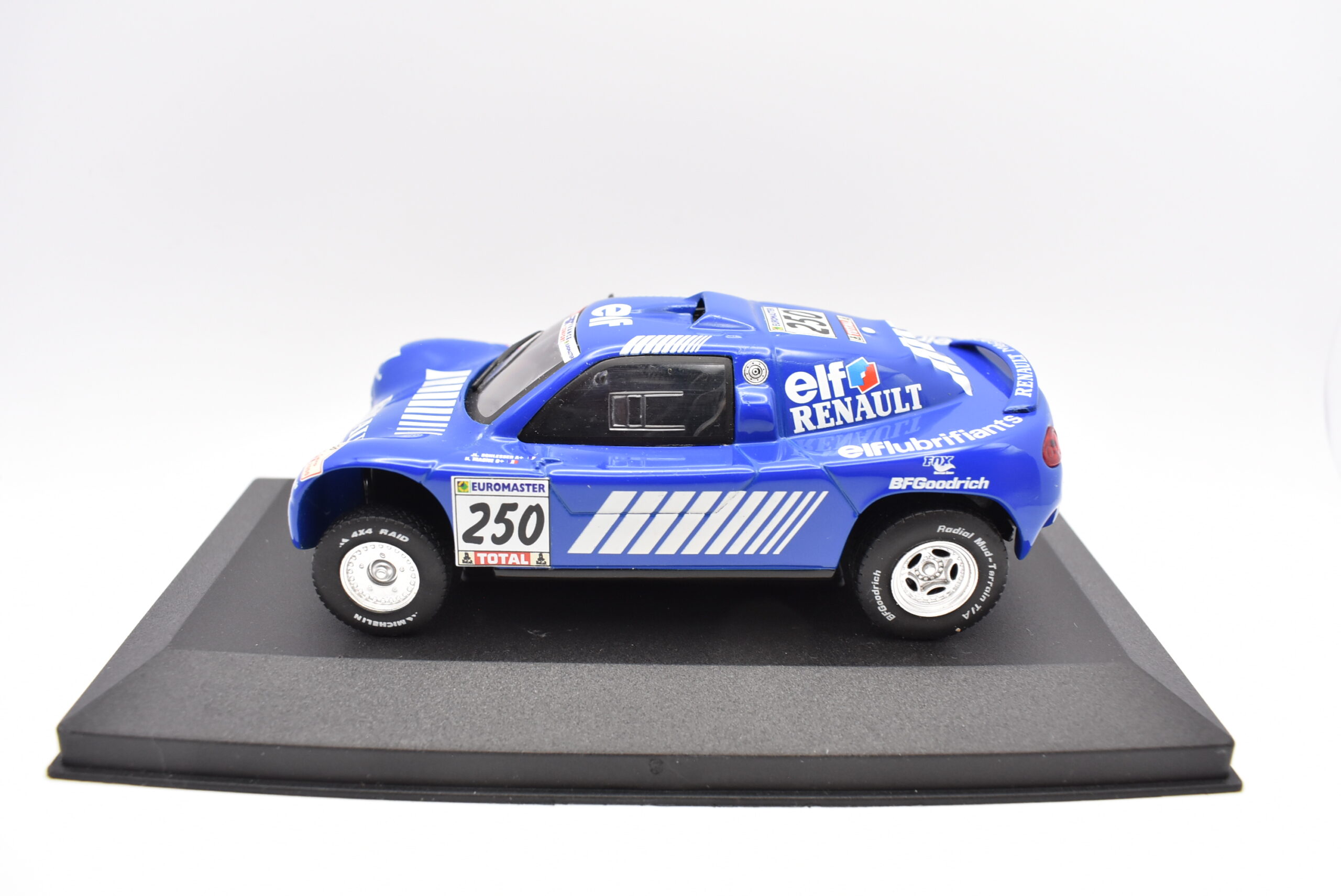 Modellino auto rally scala 1:43 Megane Schlesser Renault diecast modellismo statico