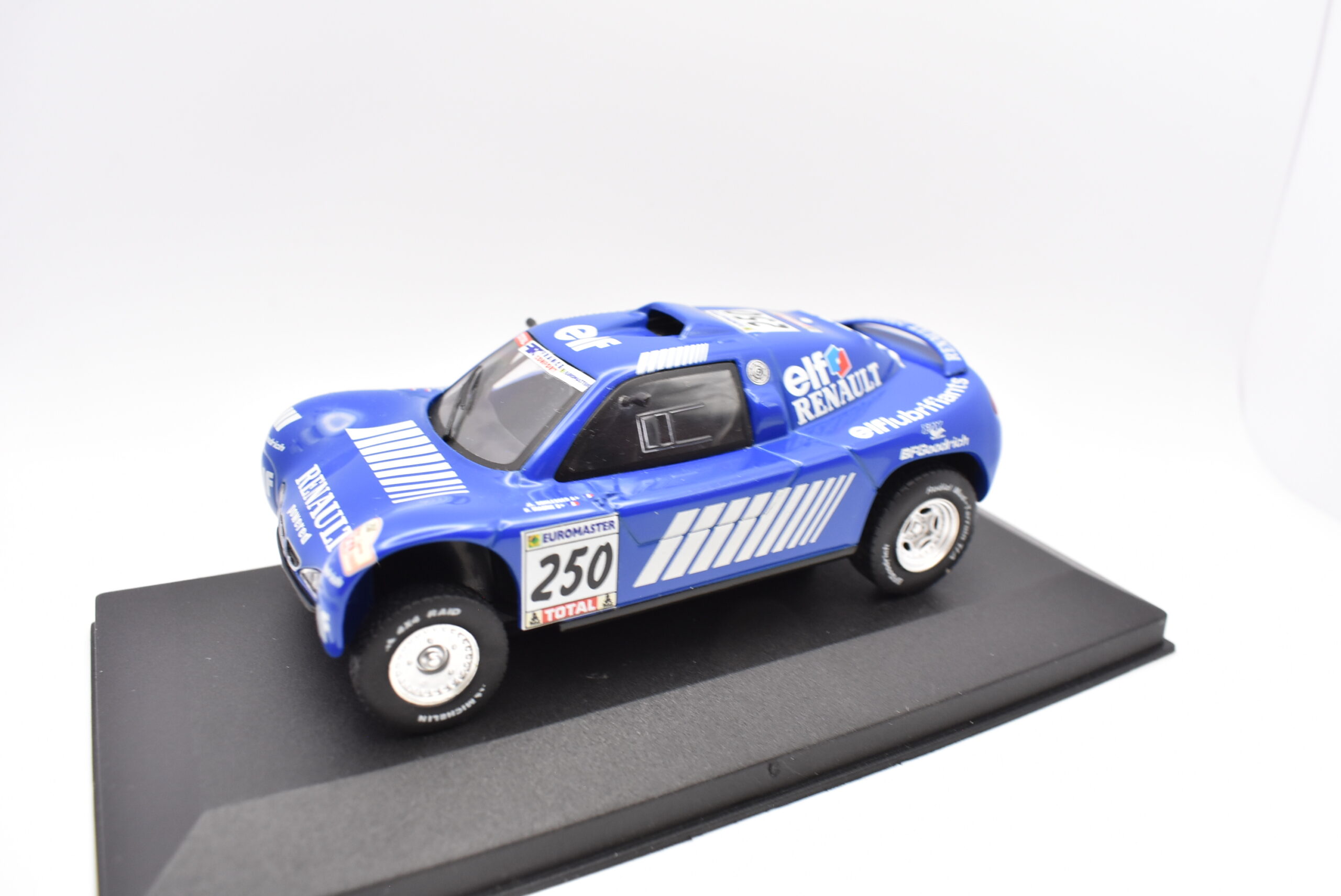 Modellino auto rally scala 1:43 Megane Schlesser Renault diecast modellismo statico - immagine 3