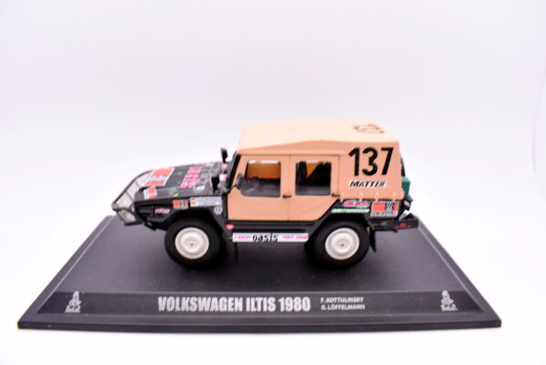 Modellino auto rally scala 1:43 Volkswagen Iltis diecast modellismo statico