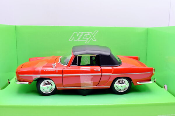 Modellino auto scala 1:24 Renault Caravelle diecast modellismo da collezione - immagine 2