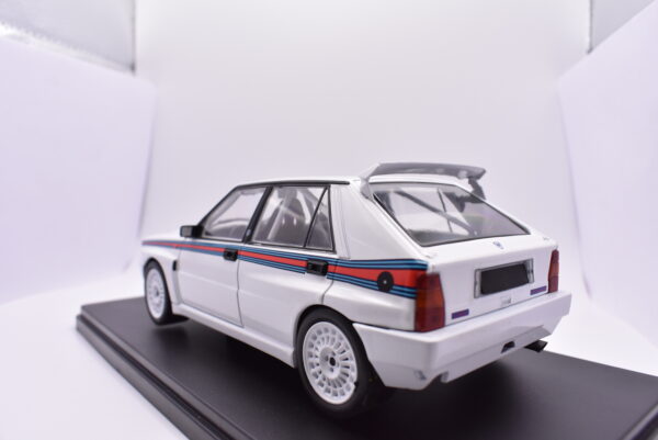 Modellino auto scala 1:24 Lancia Delta Integrale diecast modellismo da collezione - immagine 3