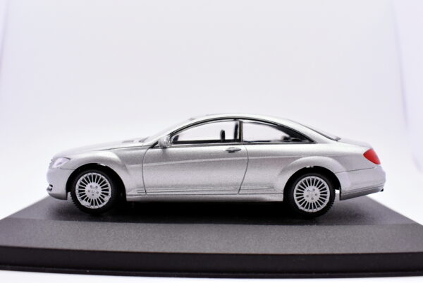 Modellino auto scala 1:43 Mercedes CL Coupe diecast modellismo statico - immagine 2