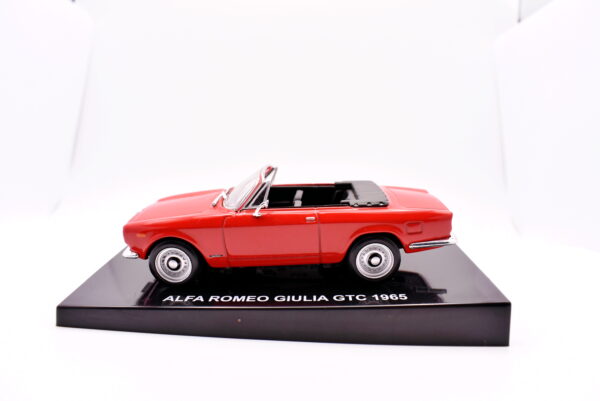 Modellino auto scala 1:43 Alfa romeo Giulia GTC diecast modellismo da collezione - immagine 2