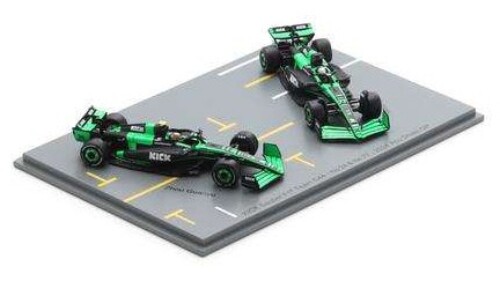 Modellino auto formula 1 F1 scala 1:64 Spark Model  STAKE F1 C44 N.24 & N.77 ABU DHABI GP 2024 V.BOTTAS & A.GUANYU 1:64