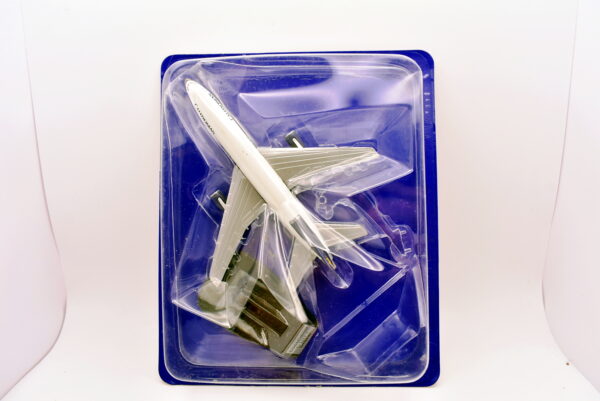 modellini Aerei di linea Lockhead L-1011 Tristar caledonian diecast collezione - immagine 2