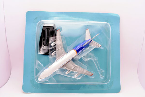 modellini Aerei di linea Ilyushin il-86 Armenian Airlines diecast collezione - immagine 3
