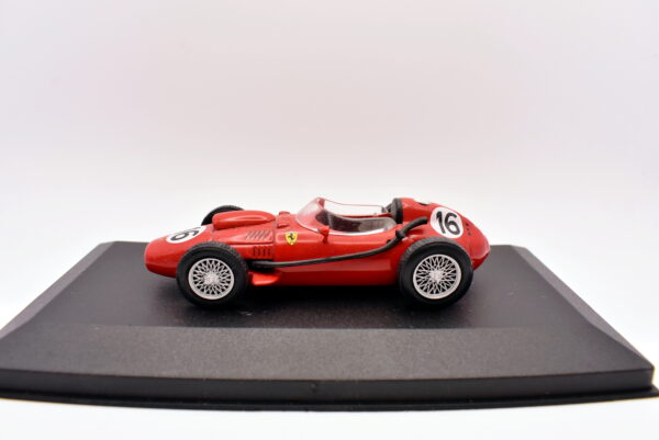 Modellino auto scala 1:43 FORMULA 1 Ferrari F246 diecast modellismo