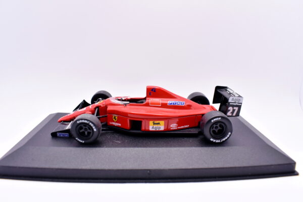 Modellino auto scala 1:43 FORMULA 1 Ferrari F1 89 27 diecast modellismo